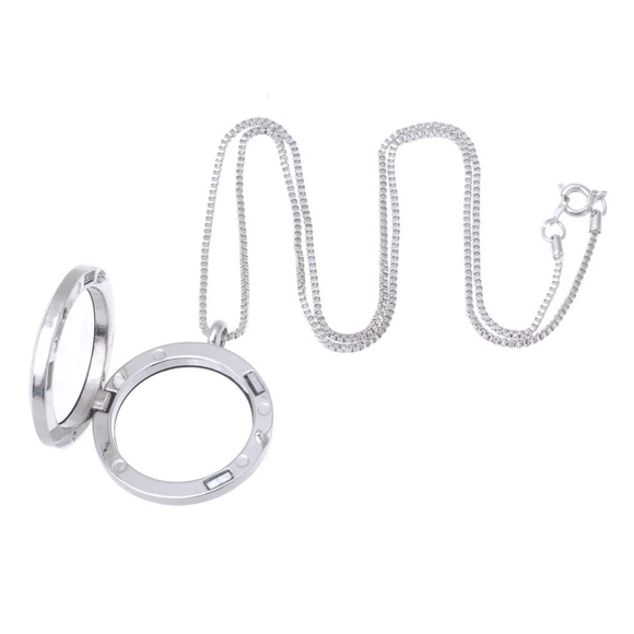 Memory Locket Necklace - Picture 3 of 4